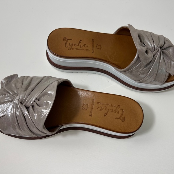 Platform Open Toe Slides - Picture 4 of 10